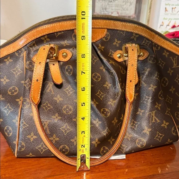 Louis Vuitton Tivoli Tan and Brown Monogram Shoulder Bag - Picture 16 of 16